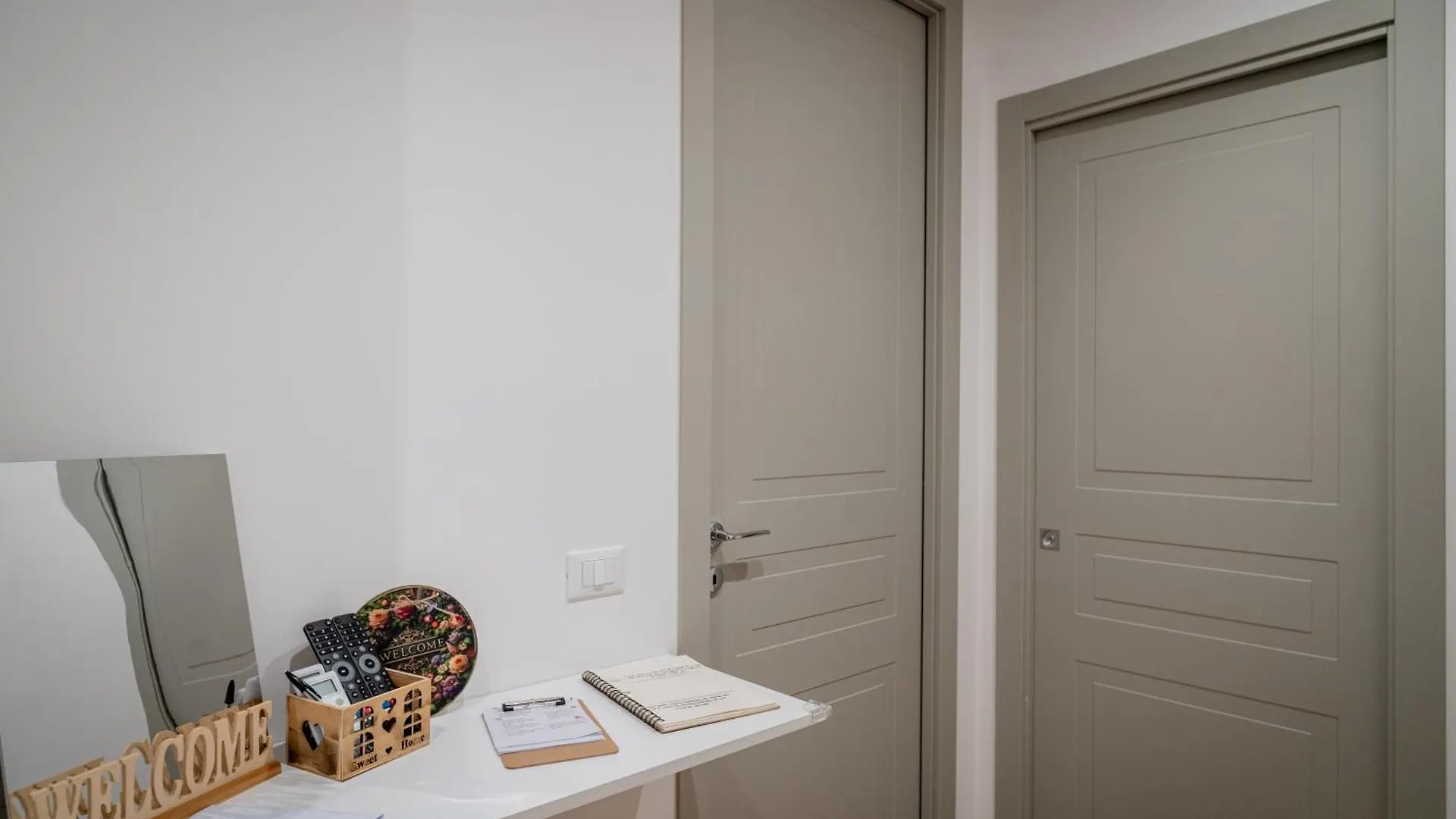 Palermo Centro Gaale Apartment 0*,